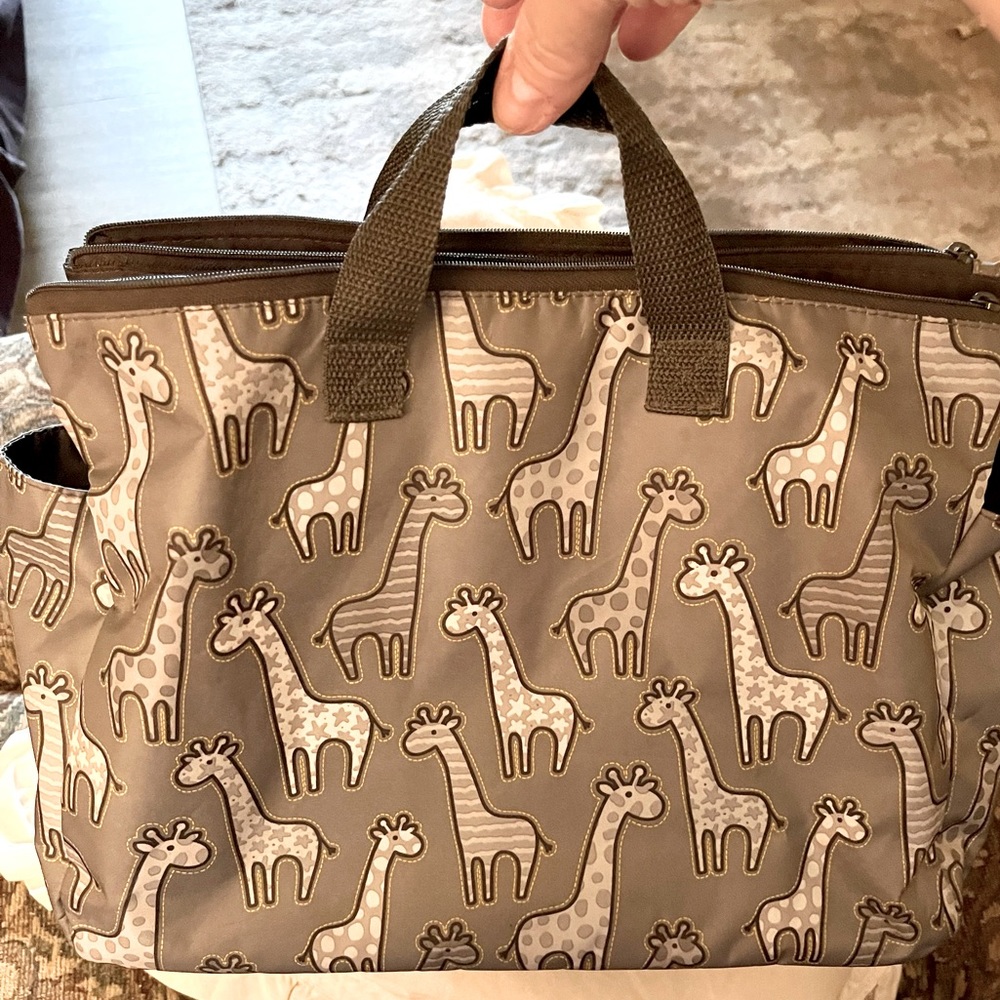 NWOT 31 Large Purse Pocket-place in next purse!